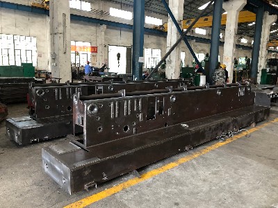 大型機架機身 大型機架機身